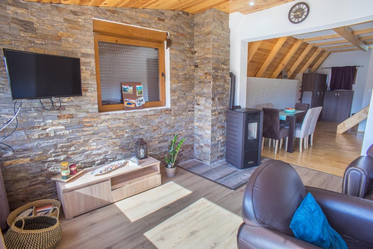 Holiday Home Mountain Sight Zabljak  Bagian luar foto